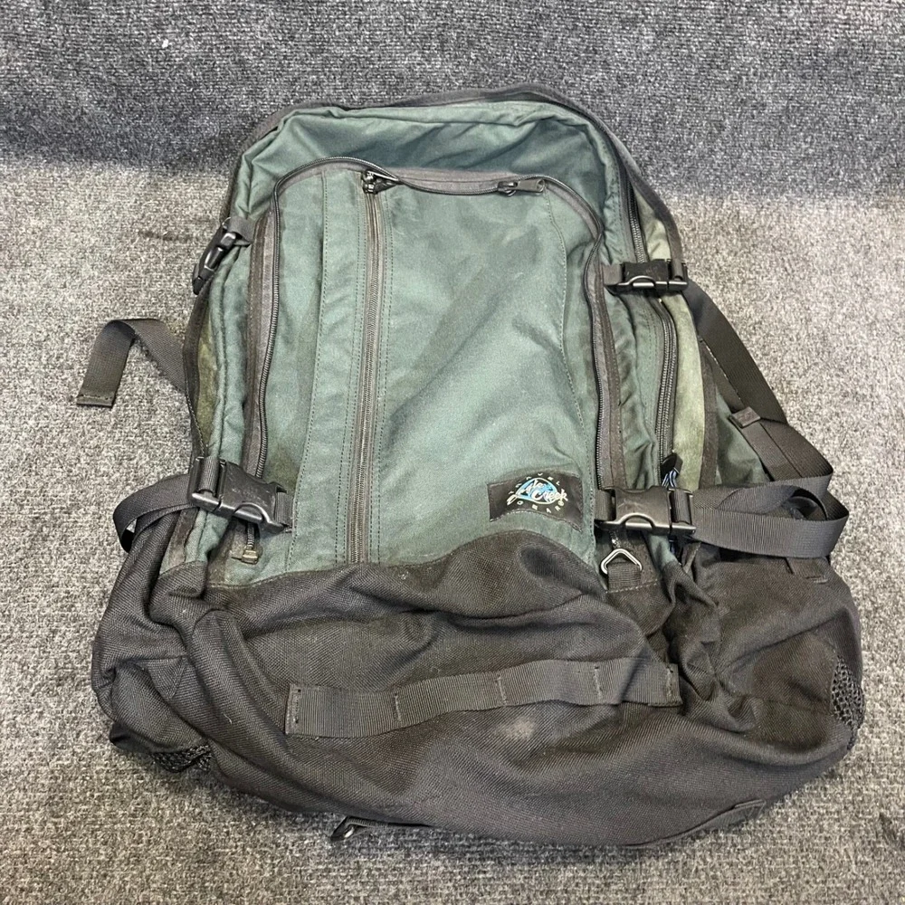 Eagle Creek Travel Gear Vintage Large Green Cordura convertible Travel Backpack